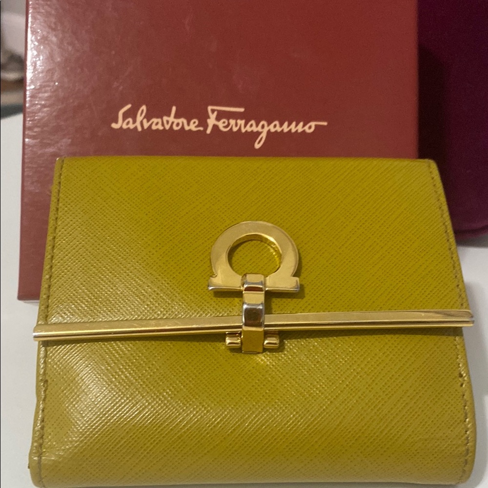 Authentic Salvatore Ferragamo Yellow Leather bifold Wallet